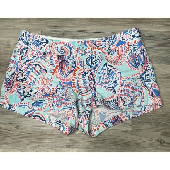 Lilly Pulitzer Pants - Lilly Pulitzer Walsh Shell Me About It Shorts